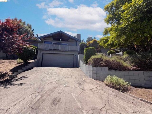 House for sale in Orinda, California