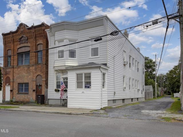 House for sale in City of Watervliet, Albany County