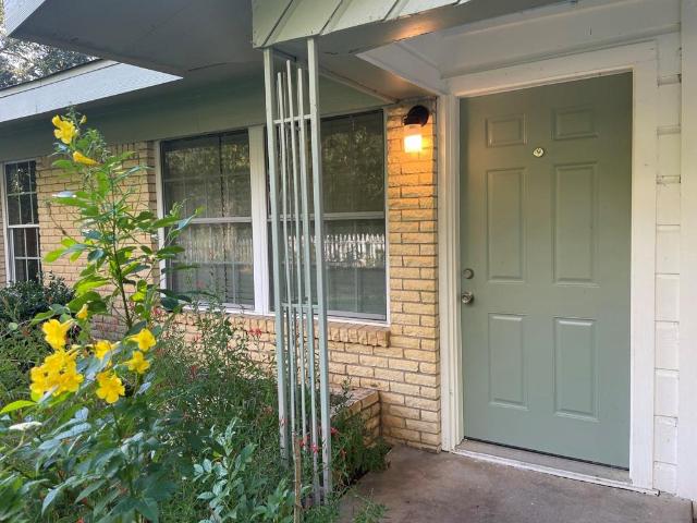 House for sale in Henderson, Texas