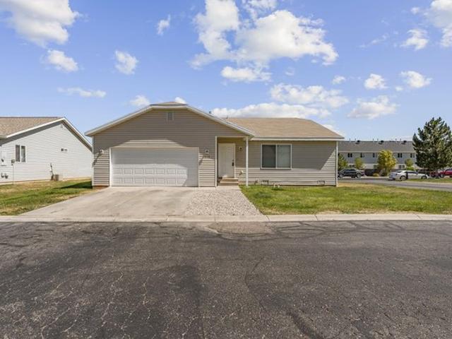 House for sale in Iron, Utah