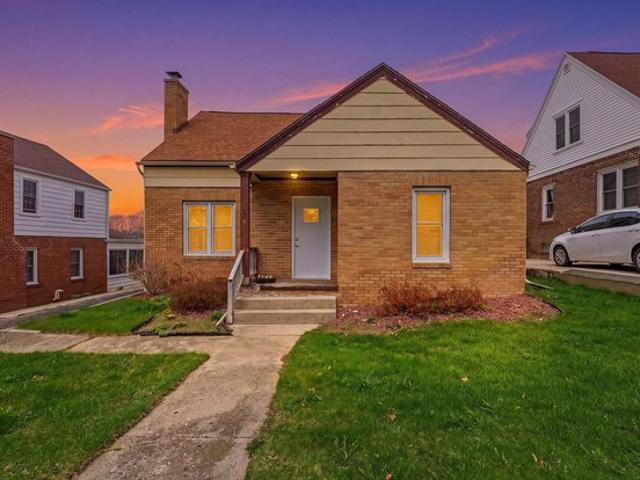 House for sale in Beaver Dam, Wisconsin