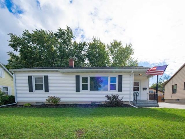House for sale in Fond du Lac, Fond du Lac County