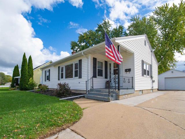House for sale in Fond du Lac, Fond du Lac County