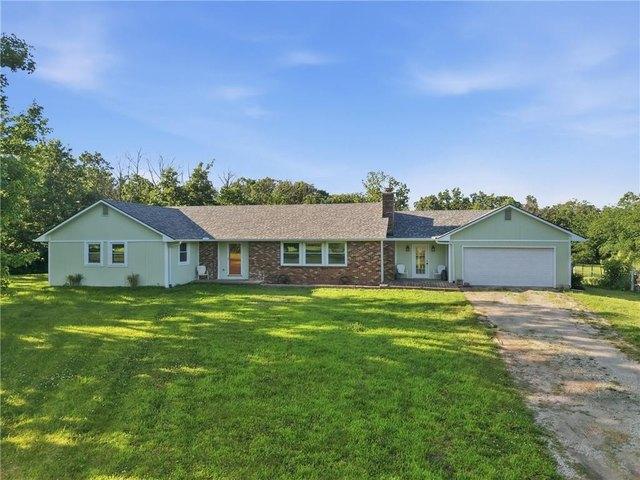 House for sale in Bates, Missouri