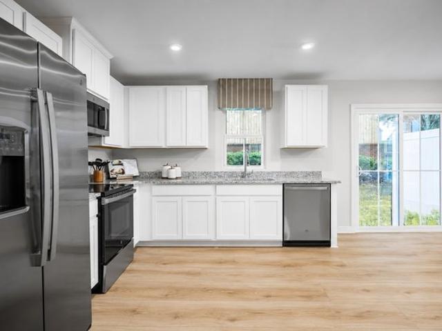 Townhouse for sale in Ontario, New York