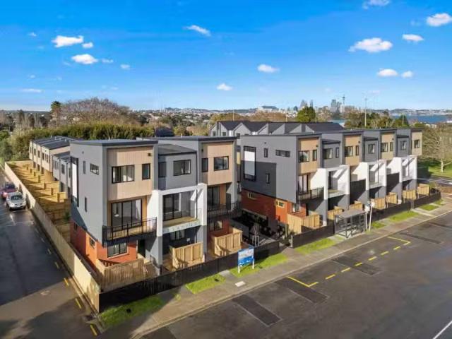 House for sale in Bayswater, Oroua County