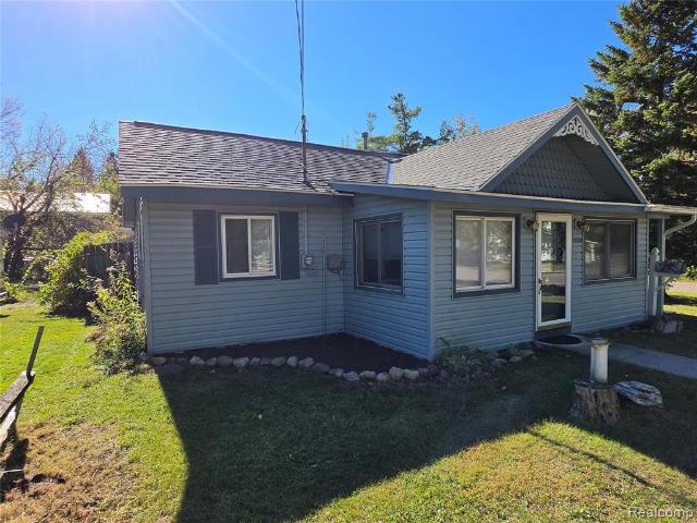 House for sale in Indian River, Tuscarora Township