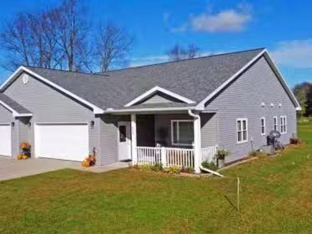 Condo for rent in Baraboo