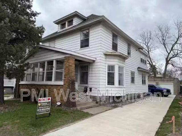 Condo for rent in Grand Rapids