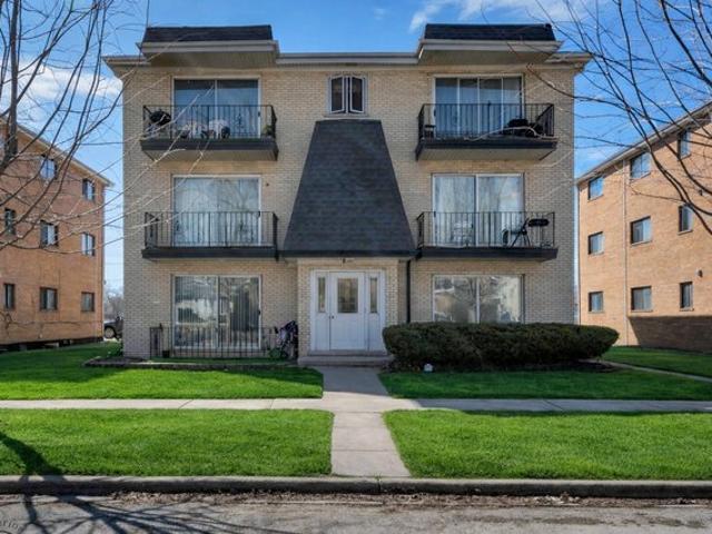 Condo for sale in Chicago Ridge, Illinois