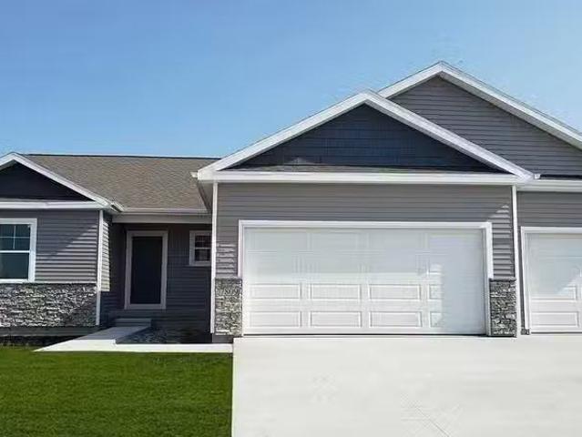 House for rent in Urbandale