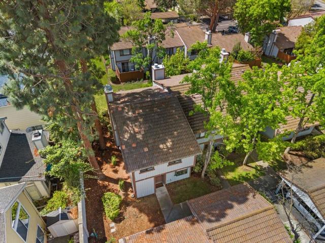 Townhouse for sale in Newark, California