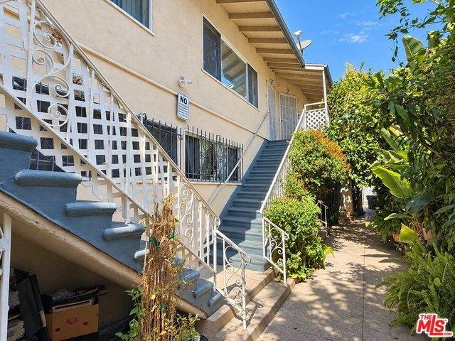 House for sale in Hollywood, Los Angeles