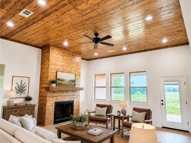 House for sale in Ark