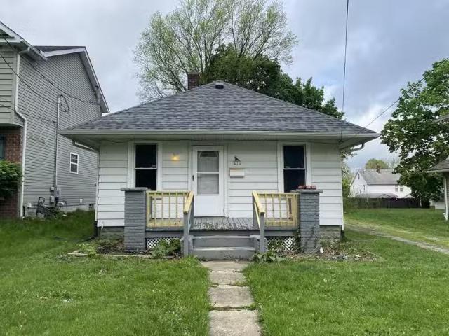 House for rent in Akron
