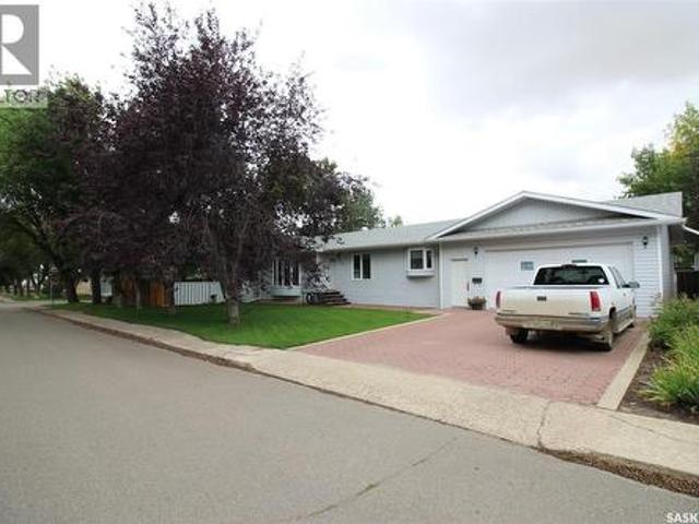 House for sale in Shaunavon, Saskatchewan