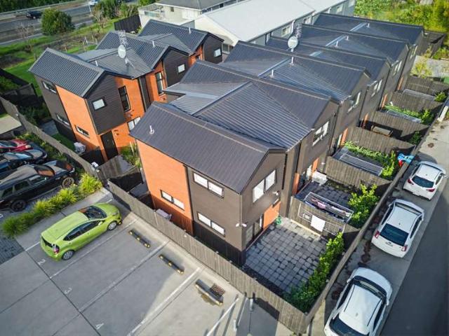 Townhouse for sale in Manurewa