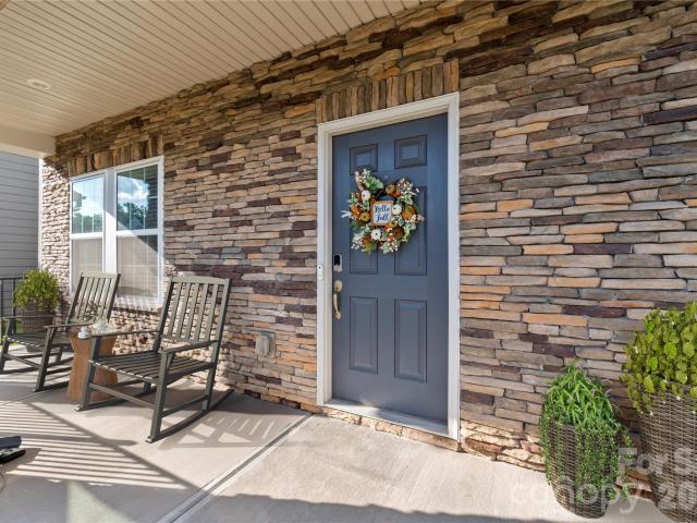 House for sale in Preston Park, Pineville