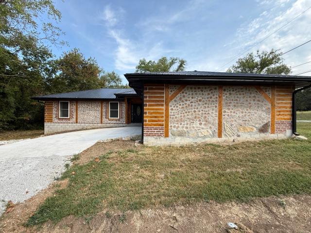 House for sale in Humansville, Missouri