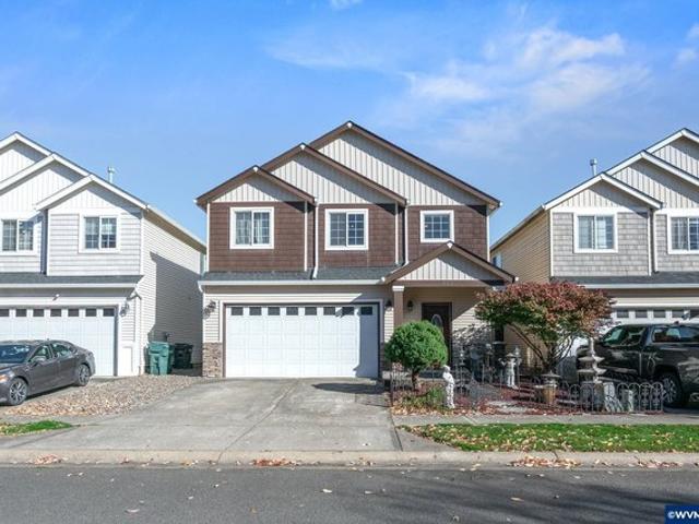 House for sale in Independence, Polk County
