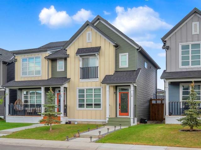 House for sale in Airdrie, Alberta