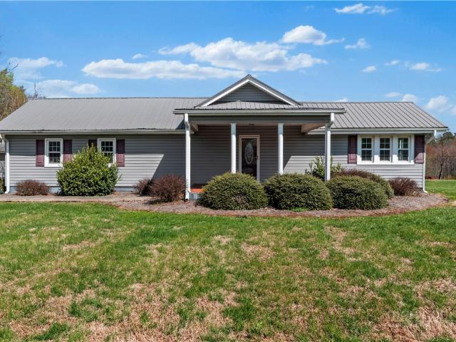 House for sale in Boonville, Yadkin County