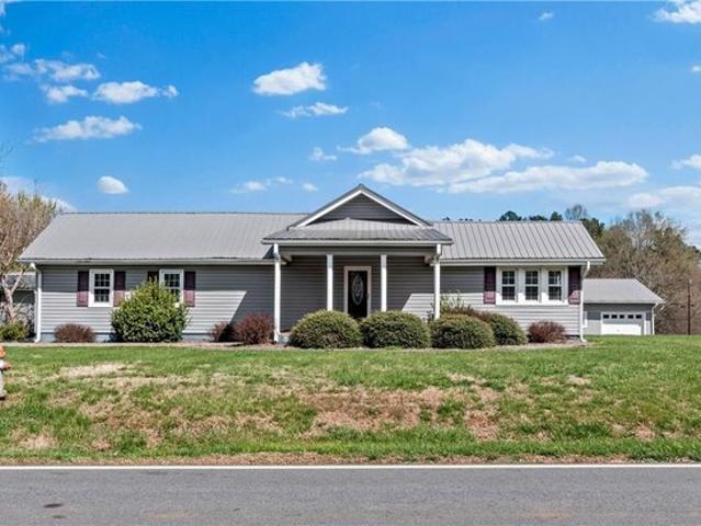 House for sale in Boonville, North Carolina
