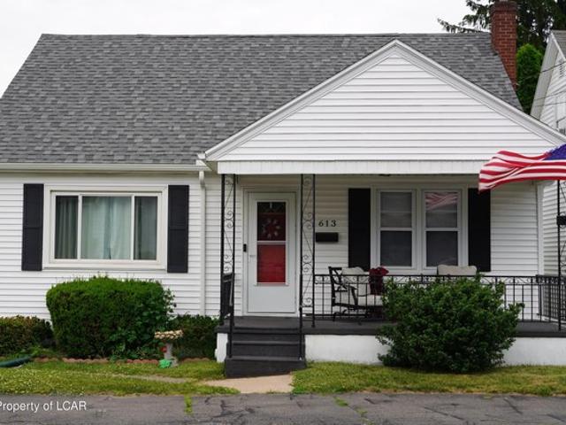 House for sale in Harleigh, Pennsylvania