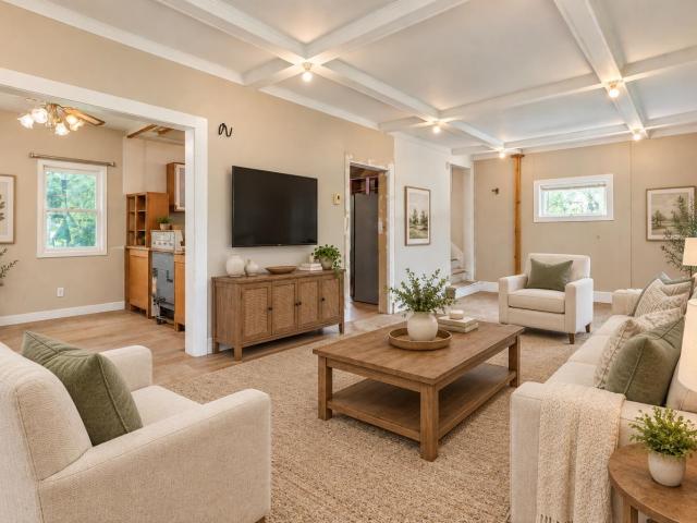 House for sale in Fort Howard, Green Bay