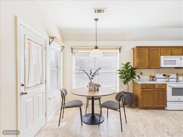 House for sale in Ellis, Texas