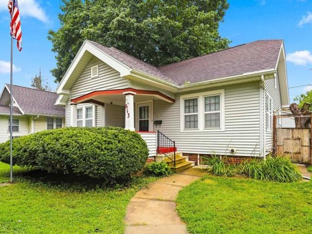 House for sale in Waterloo, Iowa