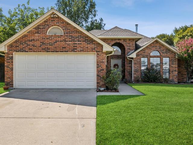Property for sale in Kennedale, Texas