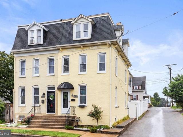 Townhouse for sale in York, Pennsylvania
