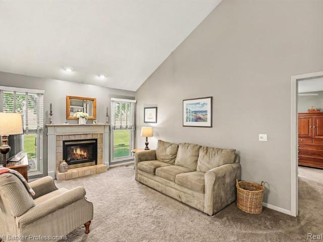 Condo for sale in Lapeer, Michigan