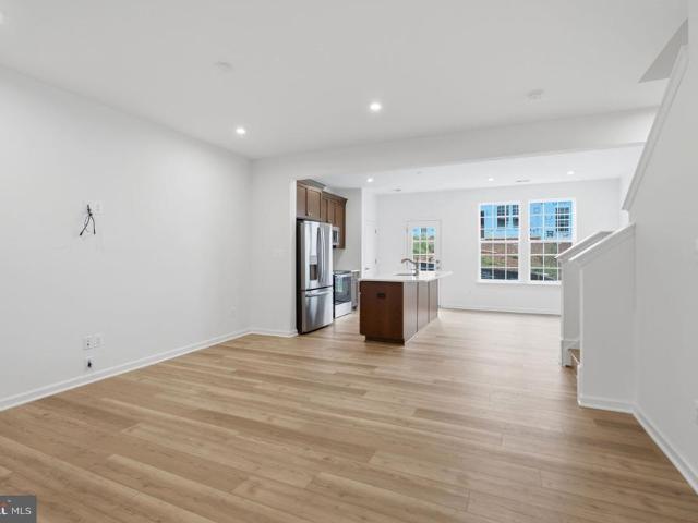 Townhouse for sale in Falling Waters, West Virginia