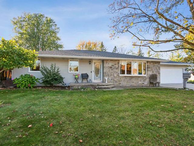 House for sale in Kaukauna, Outagamie County