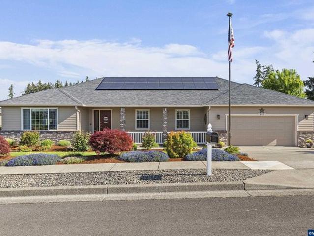 House for sale in Oregonia