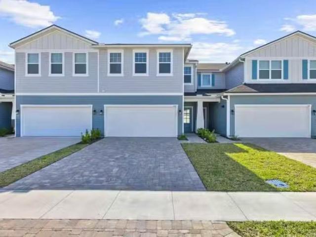 Condo for rent in Palatka