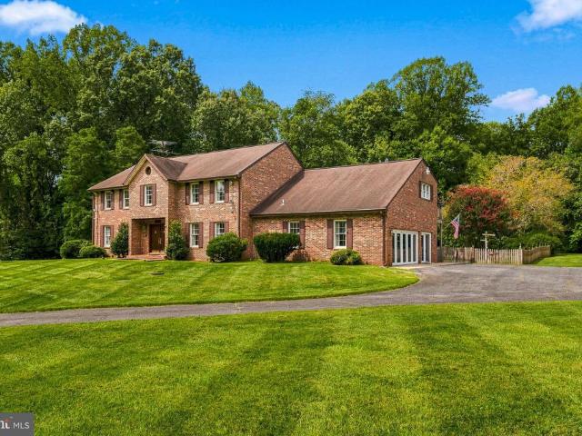 House for sale in Lothian, Maryland