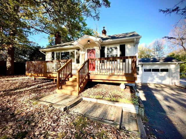House for sale in Golden Valley, Hennepin County