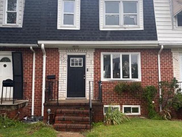Townhouse for sale in Baltimore, Gibsonton