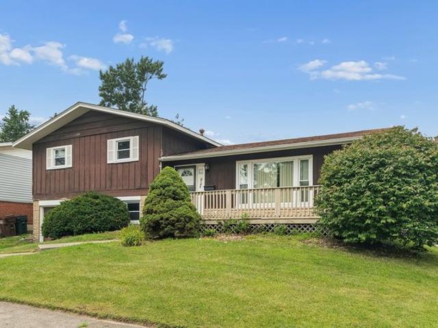 House for sale in Oak Forest, Illinois
