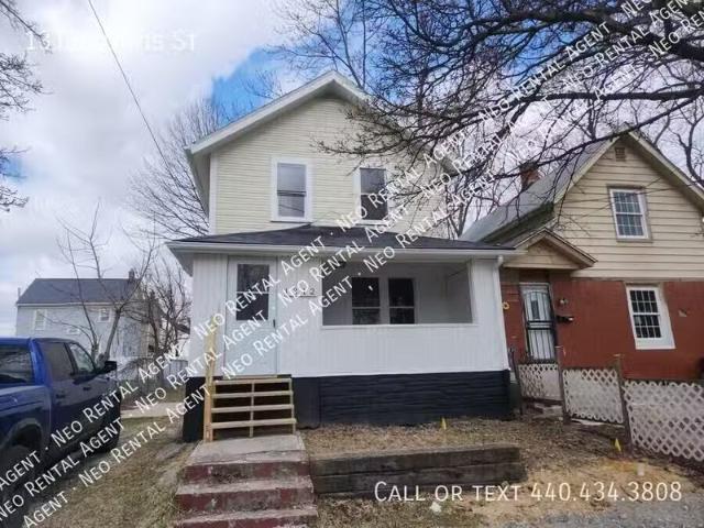 House for rent in Akron
