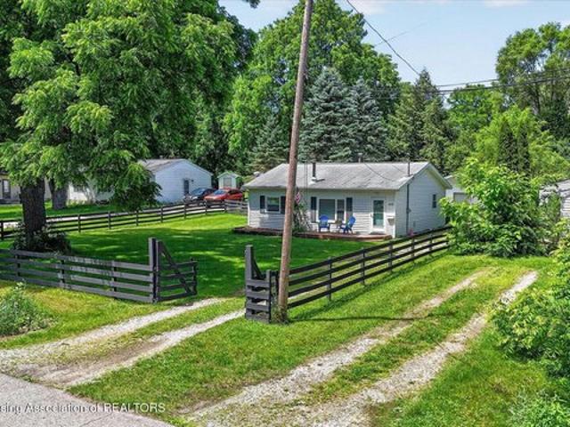 House for sale in Bailey, Michigan