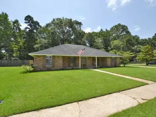 House for rent in Denham Springs