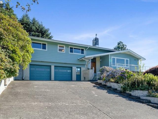 House for sale in Oregonia