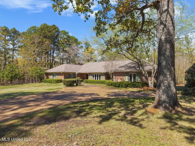House for sale in Flowood, Rankin County, Mississippi