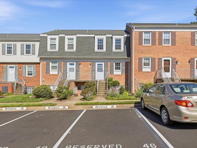 Condo for sale in Virginia