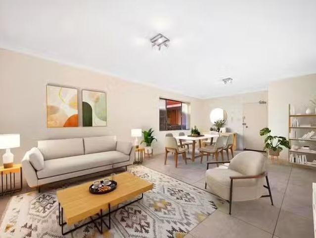 Apartment for rent in North Willoughby