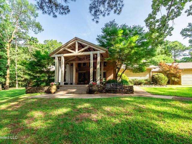 House for sale in Flowood, Rankin County, Mississippi
